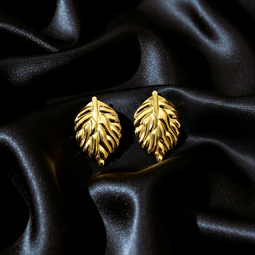 Gold Leaf Charm